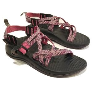 Chaco ZX1 Strappy Sandals Youth Girls Size 2 Pink Gray Outdoor Sports Trail Shoe